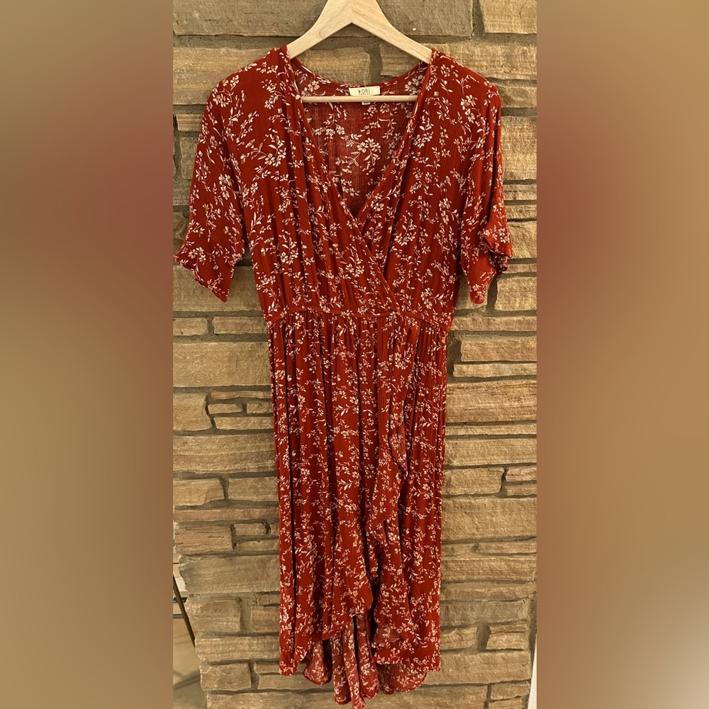Floral Midi Dress - Size Small - Great for Fall!
